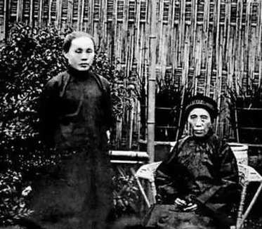 佐藤|伟大的母亲佐藤富子:嫁给郭沫若活到101岁,四儿一女归化中国籍