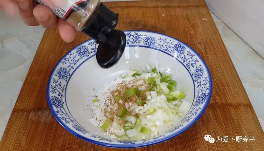 烙饼怎么做才最香吗，掌握3个技巧，第一次下厨也能成功，太香了