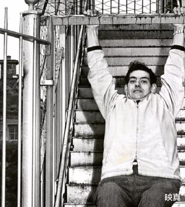 安格斯|“不要命”的减肥一苏格兰人完全绝食382天,成功减重250斤