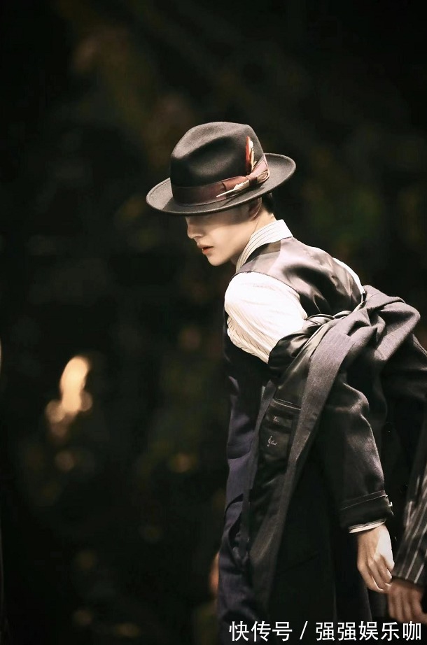 街舞第四季总决赛：王一博率领一波王炸全员晋级！叶音再次夺冠！