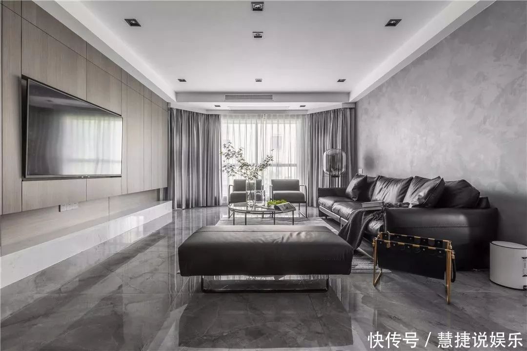 简约|33款高级灰的客厅，简约空间的高级感