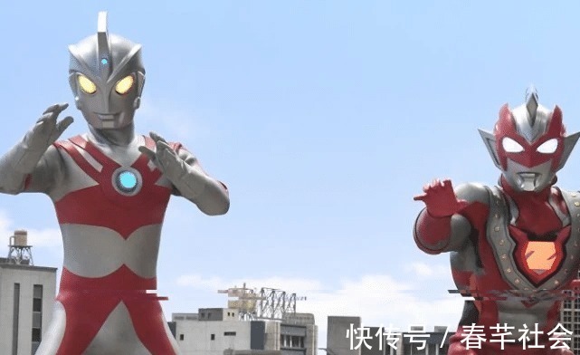 艾斯|奥特曼高峰圭二参观特摄展,再次和艾斯同框变身,泽塔被恶搞!