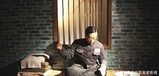 确实|溥仪刚开始工作,拿着60元工资就去买了两样东西,确实当过皇帝