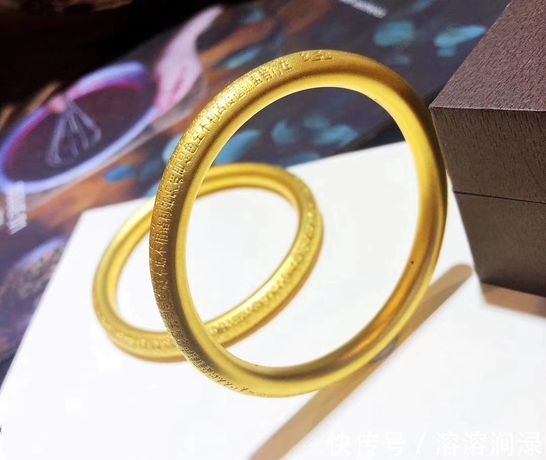 龙凤镯 黄金手镯款式大全，有哪些适合年轻女孩？