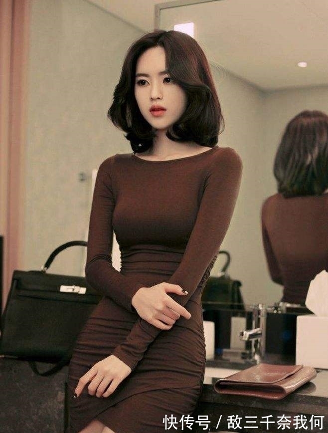 |搞笑段子:“婚姻状况”这一栏里应该写“已婚”而不是“累”