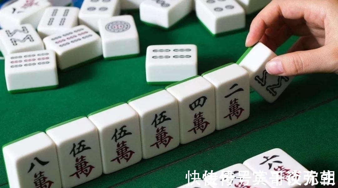 中风|47岁男子，平时滴酒不沾，却突发中风离世，只怪饭后常做这2件事