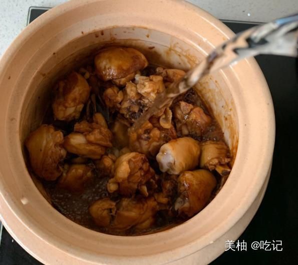 冬天鸡肉应该这样吃,营养均衡,香菇味道浓郁,搭配一起美味可口