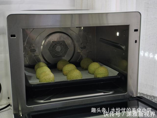 高颜|抹茶绿豆酥的详细做法,高颜又好看,中秋快到了是不是做点呢