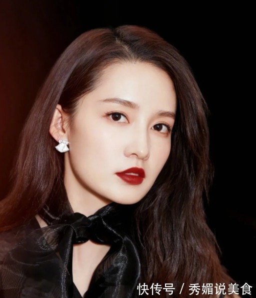 颅顶 方脸女孩天生气质错了,选对发型、饰品、妆容修饰后才有超模感