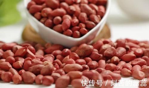 女人|贫血的女人,别顾着吃红枣,不妨吃4种“食物”,面色红润有光泽