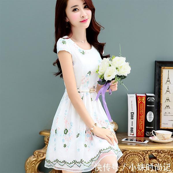 连衣裙|30岁的女人一定要穿这种显气质还迷人的连衣裙