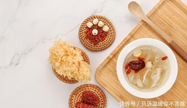 中年|银耳胶原蛋白丰富,多吃能美容养颜?医生:假的,当心越吃越丑