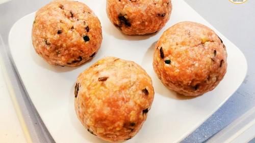 年夜饭少不了4道“肉类硬菜”，提前做好存冰箱，省事方便又美味