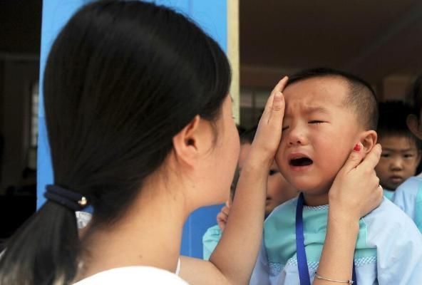 孩子|娃在幼儿园遭受软暴力,3种明显表现老师不会说,但家长要懂