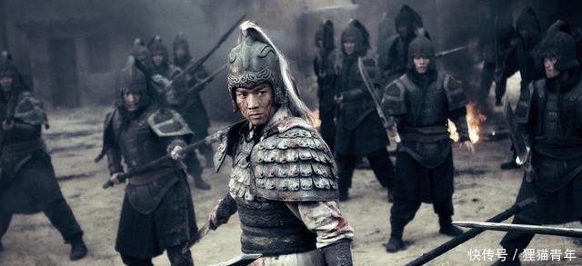 追杀|陆逊追杀刘备时, 张苞和关兴无力突围, 为什么赵云却能扭转战局！