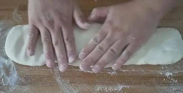 冰藏|教你做老式炸油条,不用发面的老配方,吃出小时候的味道,真好吃