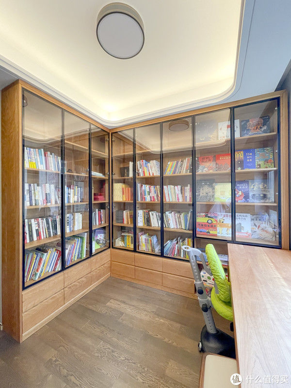 书房|8㎡书房两面书墙,9㎡儿童房上下铺衣柜,小空间利用典范!