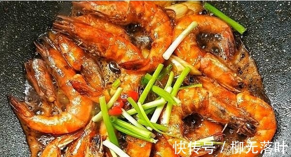 大厨|油焖大虾怎么做最入味大厨那偷学的秘方,虾肉嫩滑好吃到舔手指!
