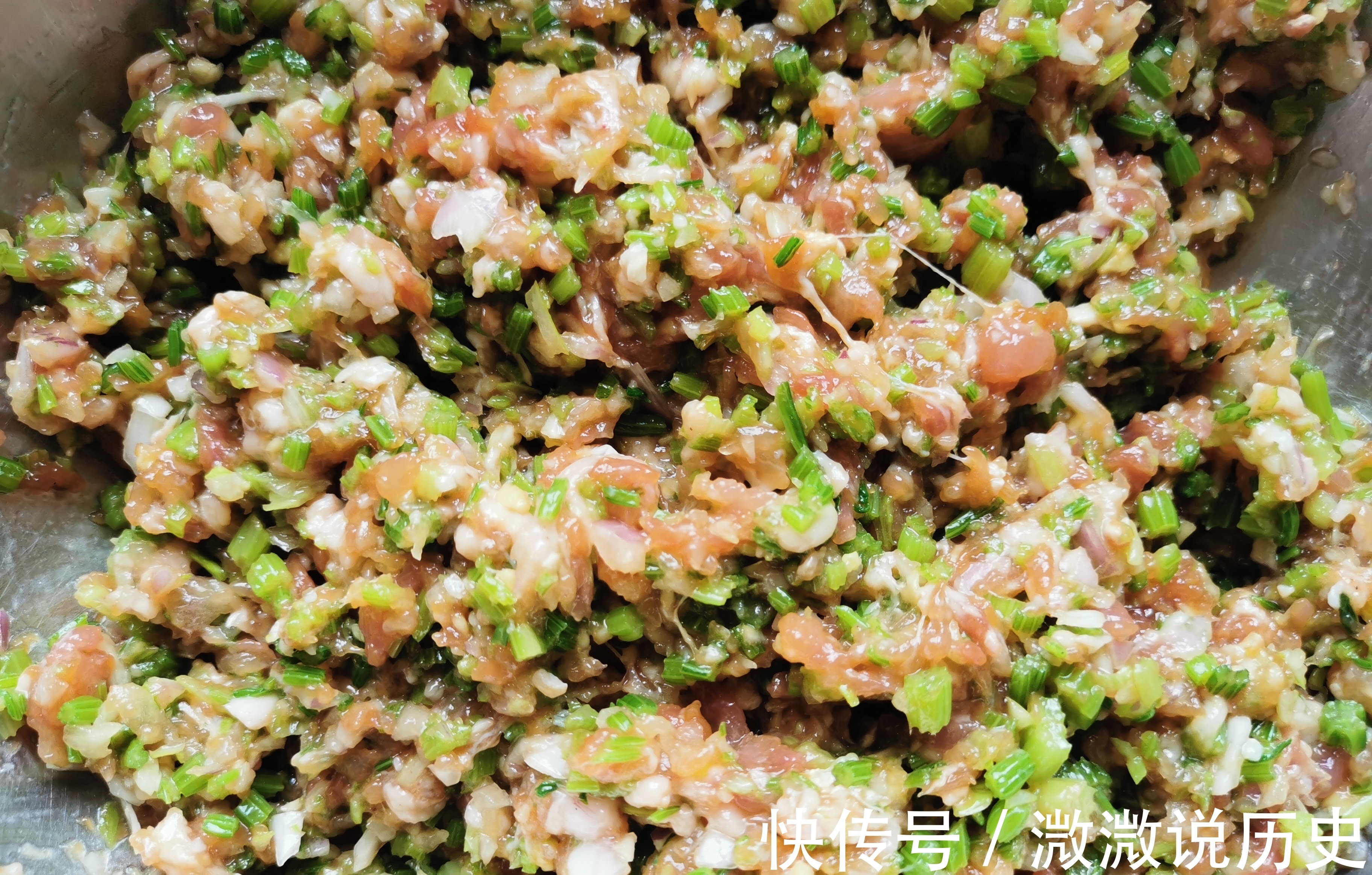 小敏|立秋以后,我家就爱吃这馅饺子,比韭菜茴香还鲜美,营养又滋补