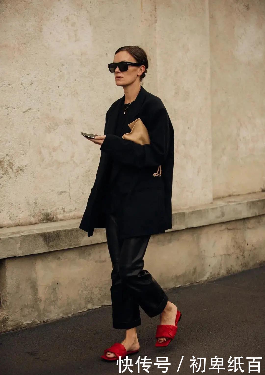 阔腿裤算什么？西班牙王后的“液体裤”才厉害，一般人不敢这么穿