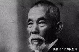 日本这3个姓氏真特别,叫起来让人尴尬,难以启齿!