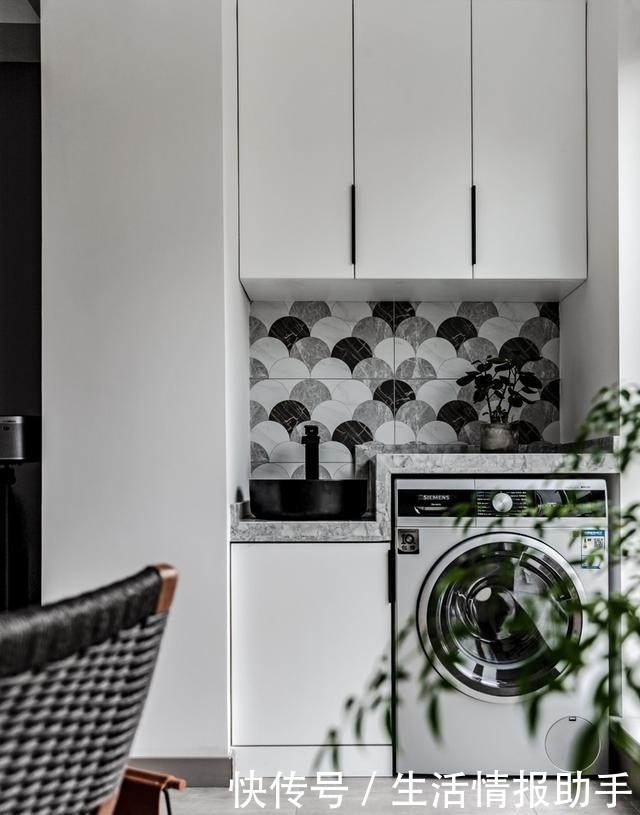 收纳|独居的她坚持断舍离不乱买，室内简单干净还很时尚，享受精致生活！