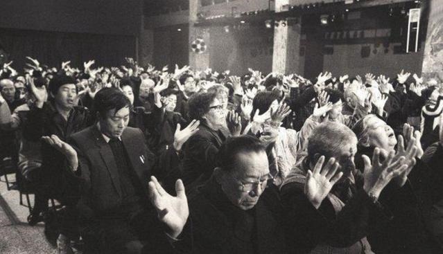 气功&海灯法师,一个掀起武术热潮的少林高手,圆寂后竟陷“骗子”风波!