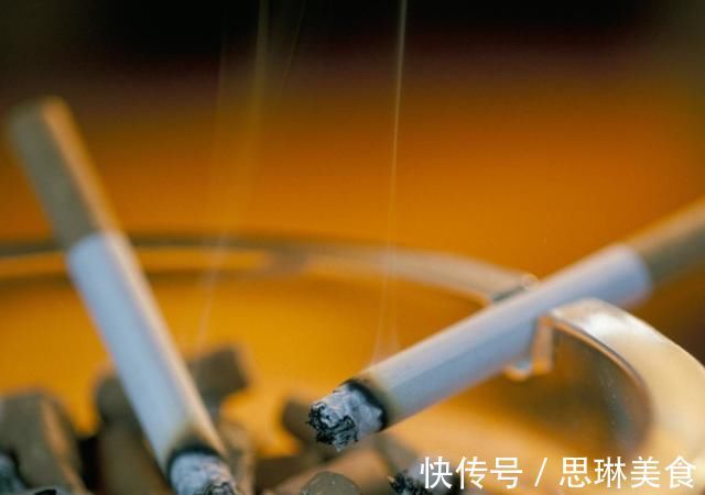 血管壁|血管堵塞“罪魁祸首”被揪出，专家提醒忌口2物，血管慢慢通畅