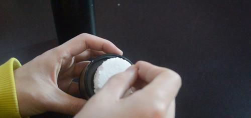 家里有保温杯的要留意, 我也是刚知道, 看完抓紧告诉家里人还不迟