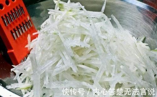 芋头糕|冬天，宁可不吃鸡鸭鱼肉，也要吃它，既美味又补钙，比吃肉强多了