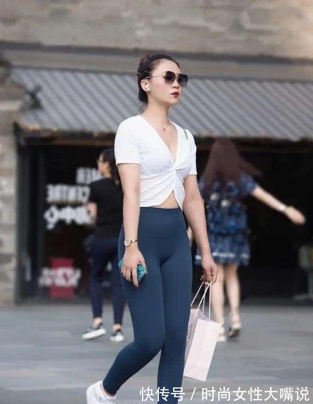 灰橙色 时尚打底裤的打扮回头率超高,更增添几分女人优雅气质,耐看精致!