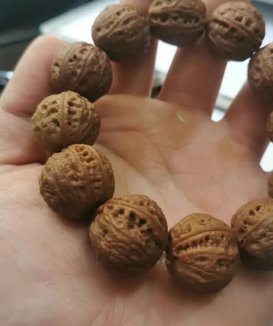 手串|适合秋天盘的串都有哪些呢？