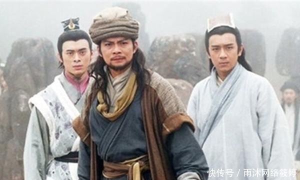 天龙|天龙中这位女子对乔峰充满爱慕,最后却服从安排嫁给了段誉