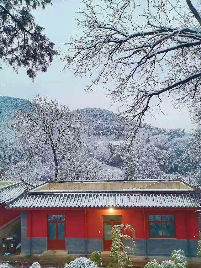 美到犯规，一步一景，济南几处古风雪景地，第一眼就让人倾倒！