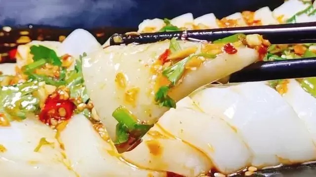 辣椒油|大米新吃法,不熬粥不用蒸,晶莹剔透,做法简单,大人小孩都爱吃