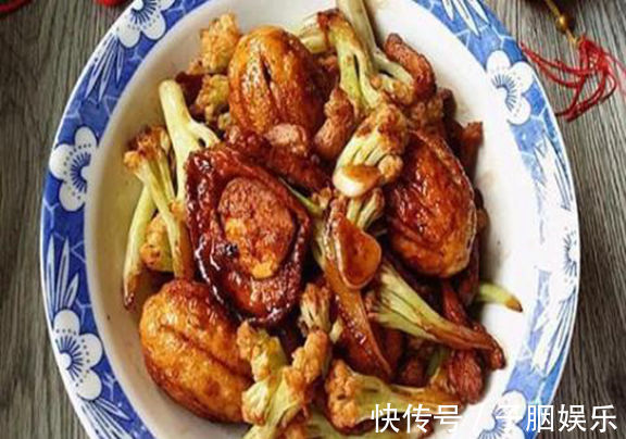 辣炒千叶豆腐|美食推荐：辣炒千叶豆腐，酒鬼花生，花菜虎皮蛋炒肉片，干煸鸡