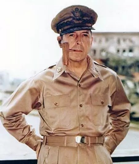 五种烟斗最常用的材质,选贵的不如选对的!