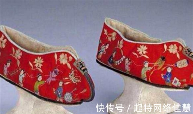 女鞋 清代5种女鞋，第3种让人婀娜多姿，图4看起来太残忍