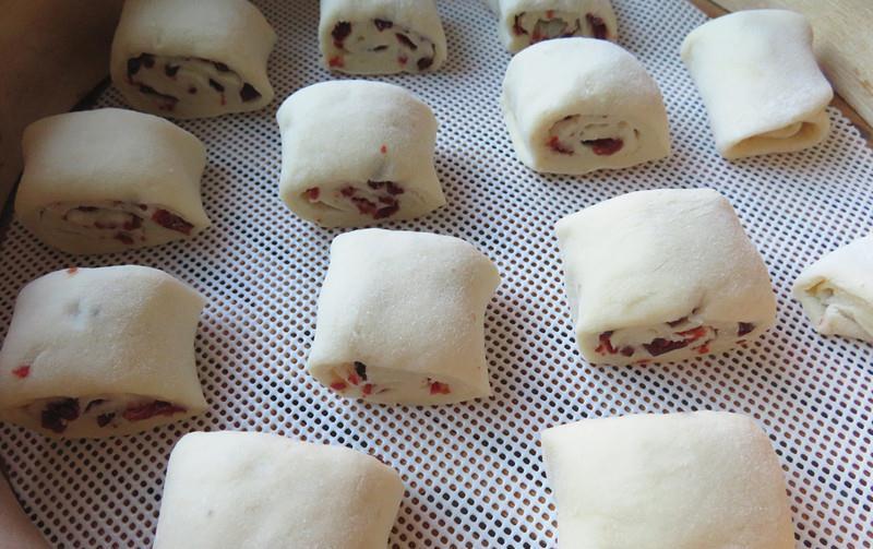 馒头包子吃腻了，来做这面食，酸酸甜甜，家人都爱，做少了不够吃