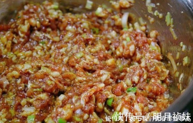调肉饺子馅,这“3香”不能少!饺子油润饱满,鲜嫩多汁,香喷喷