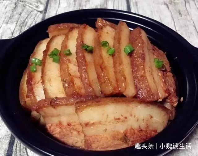梅菜扣肉的16种做法，肉烂菜香汁亮，入口即化肥而不腻