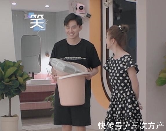 心動4|《心動4》麥穗聊節(jié)目內(nèi)幕，稱上廁所都要戴麥，幫小孔馬董洗白