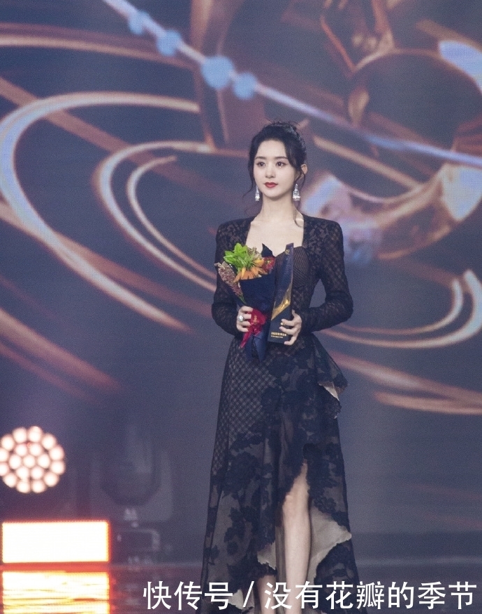 赵丽颖|赵丽颖录节目沉默寡言状态差,何炅耿直提醒:麻烦偶尔说几句话