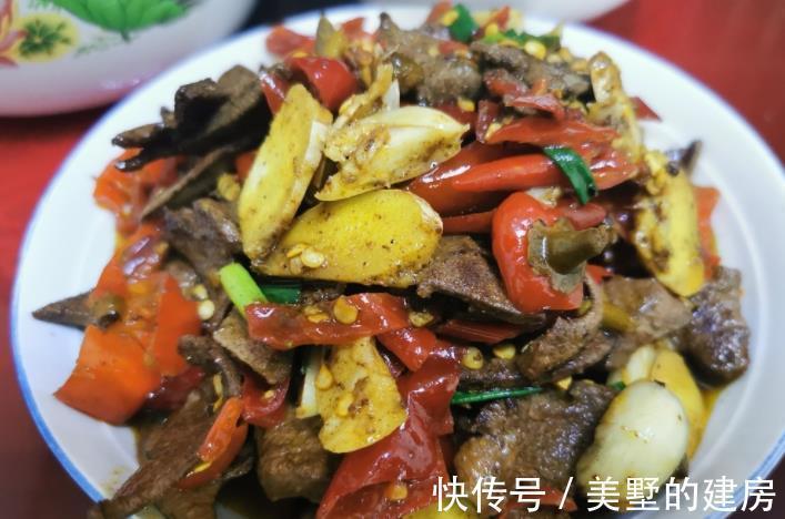 搅拌均匀|洗猪肝别直接用水洗,相当于吃毒素,再加一步,脏东西自动跑出来