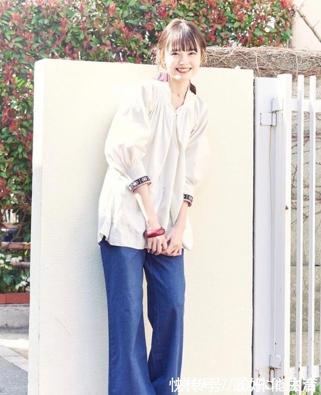 年代感 现在的潮人只有2种穿古着的和穿新衣服的!