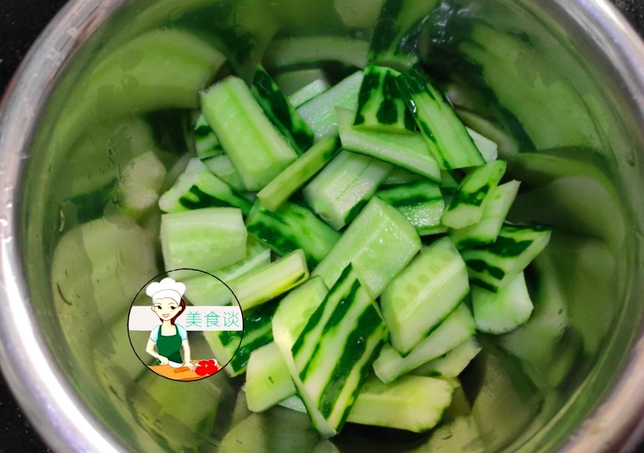 清脆|炒牛肉此做法,鲜香嫩滑,清脆爽口,比吃红烧肉强多了,简单营养