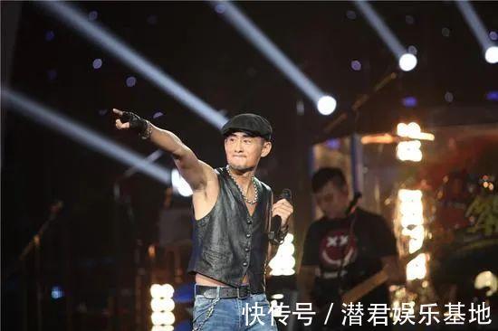 “放羊娃”阿宝:真实身份被揭穿,“草根歌王”的神话也就破灭了