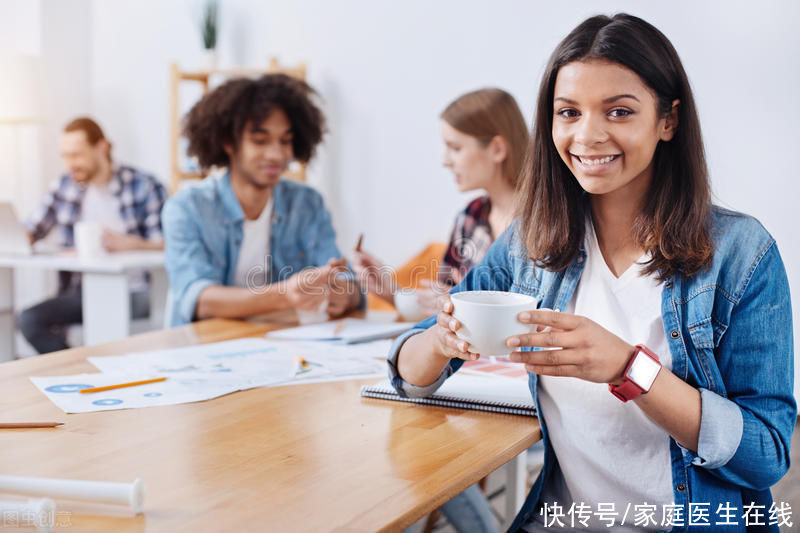 湿热|夏季喝茶祛湿？选择要根据“寒热”来走，这几个禁忌还需谨记