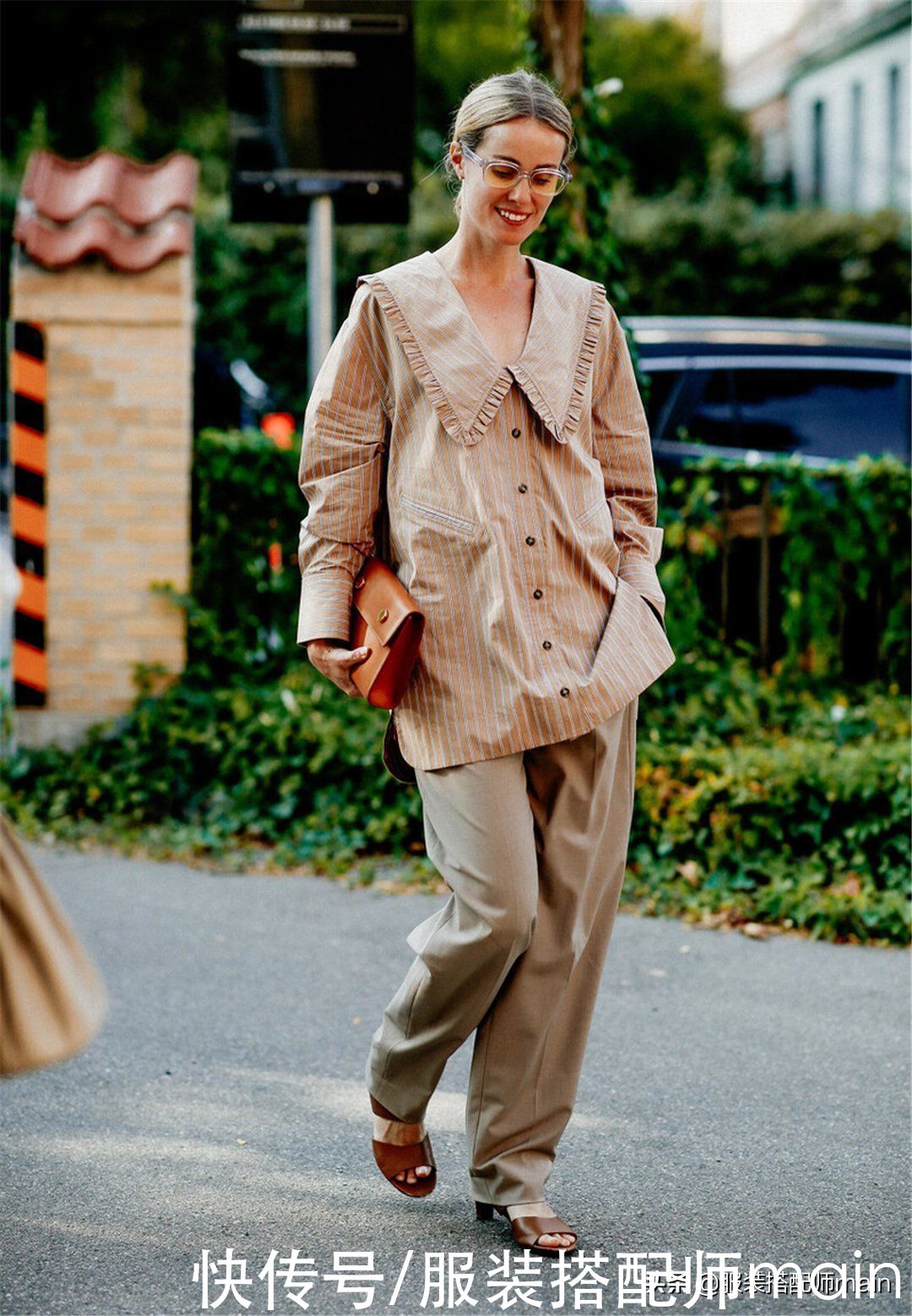 谁穿谁好看的娃娃领衬衫，注意好3个搭配细节，非常提气质