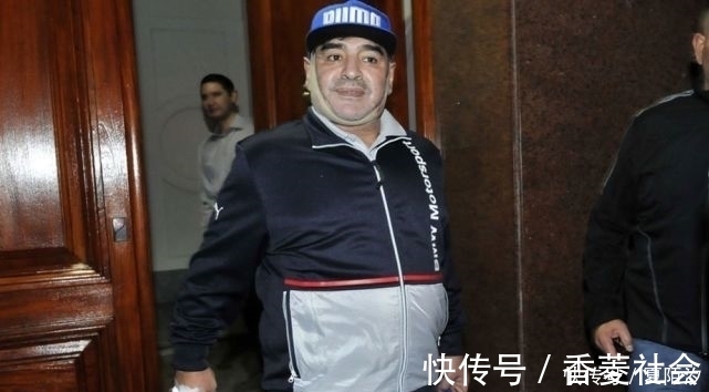 酗酒|马拉多纳抢救时间仅12分钟，但背后却是23年的吸毒、酗酒和重病史